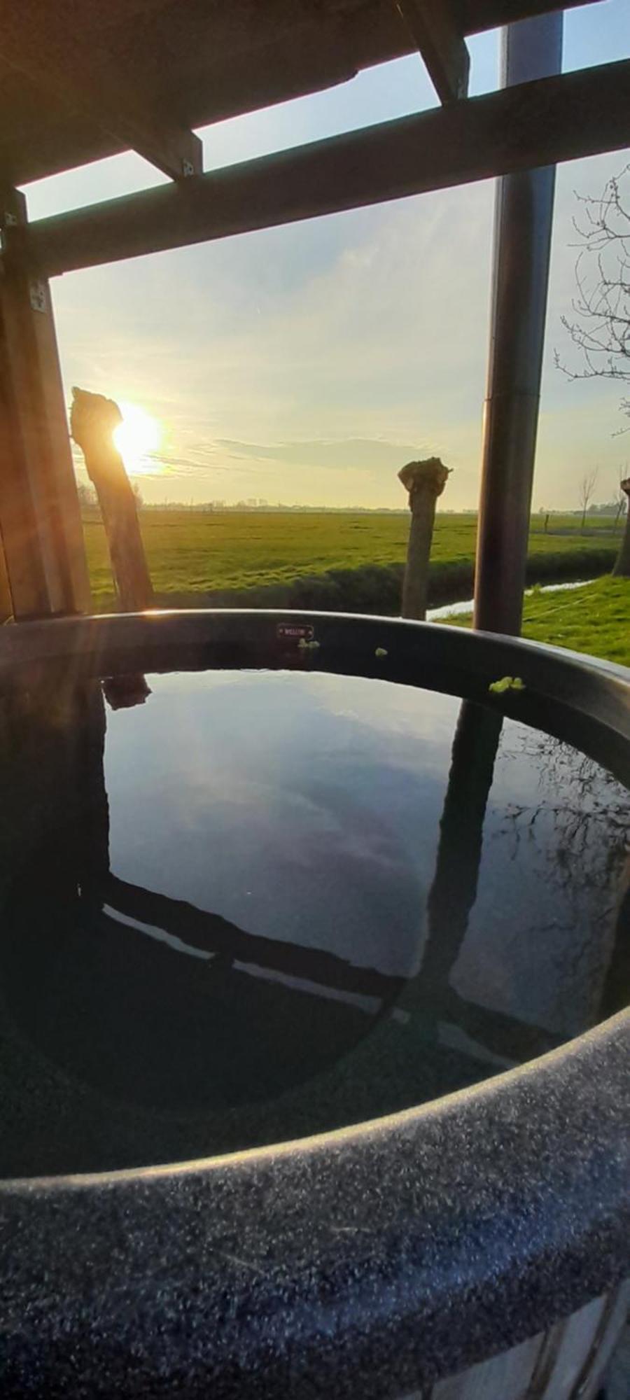 Stacaravan Op De Paardenboerderij Sneek Bagian luar foto